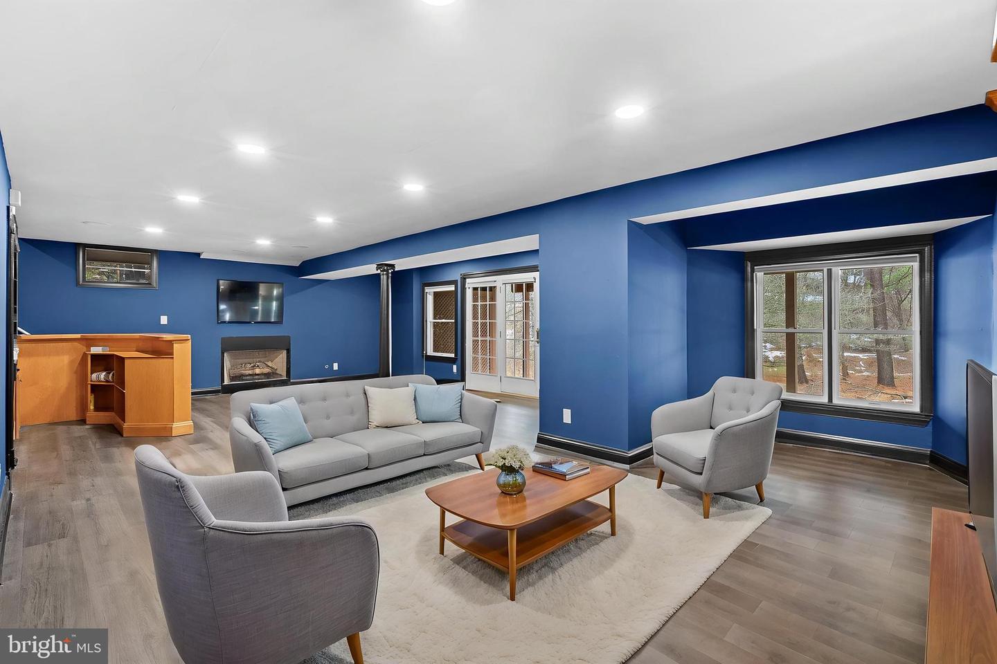 10317 BRITTENFORD DR, VIENNA, Virginia 22182, 6 Bedrooms Bedrooms, ,5 BathroomsBathrooms,Residential,For sale,10317 BRITTENFORD DR,VAFX2289136 MLS # VAFX2289136 10317 BRITTENFORD DR, VIENNA, Virginia 22182, 6 Bedrooms Bedrooms, ,5 BathroomsBathrooms,Residential,For sale,10317 BRITTENFORD DR,VAFX2289136 MLS # VAFX2289136