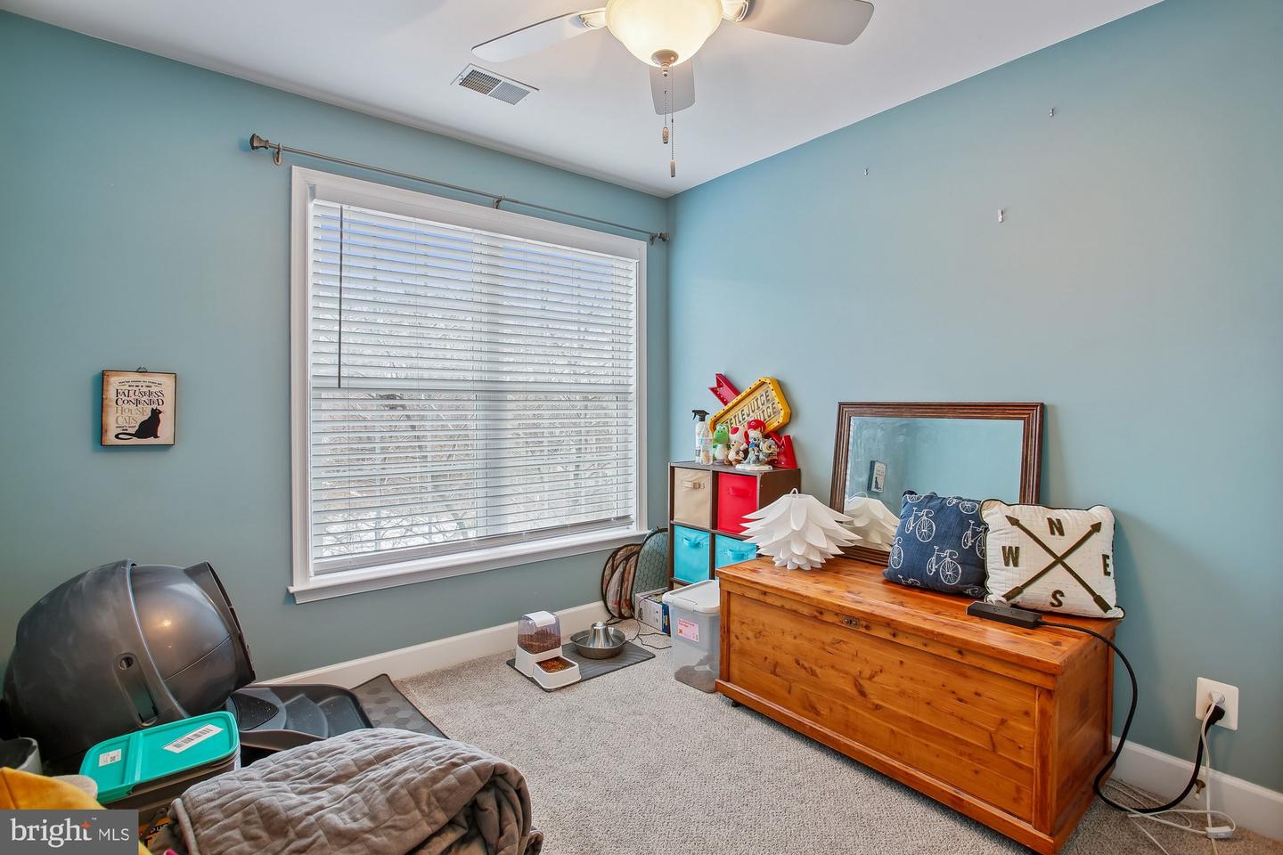 2411 HUNTINGTON PARK DR, ALEXANDRIA, Virginia 22303, 4 Bedrooms Bedrooms, ,3 BathroomsBathrooms,Residential,For sale,2411 HUNTINGTON PARK DR,VAFX2289172 MLS # VAFX2289172