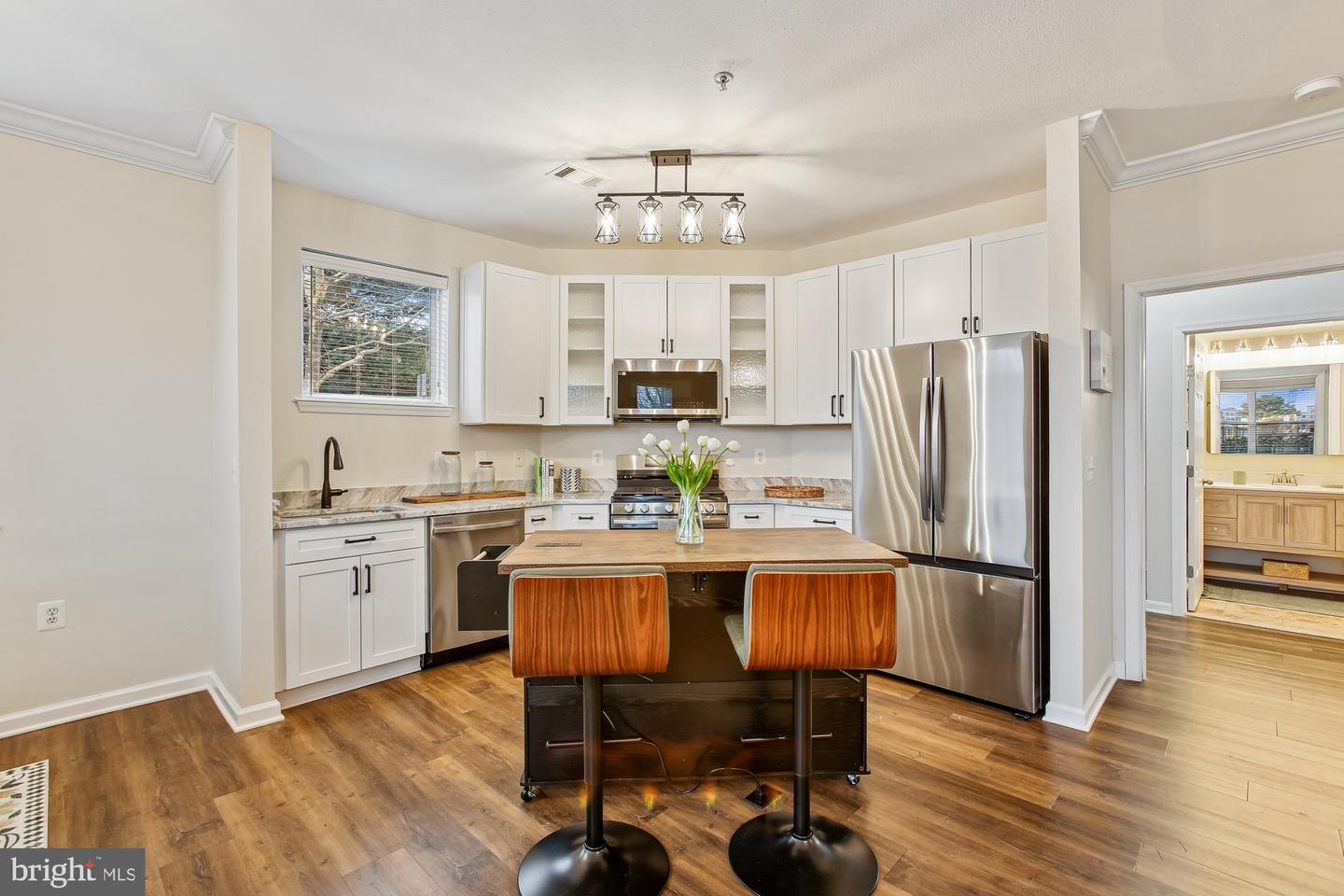 9490 VIRGINIA CENTER BLVD #130, VIENNA, Virginia 22181, 2 Bedrooms Bedrooms, ,2 BathroomsBathrooms,Residential,For sale,9490 VIRGINIA CENTER BLVD #130,VAFX2289354 MLS # VAFX2289354