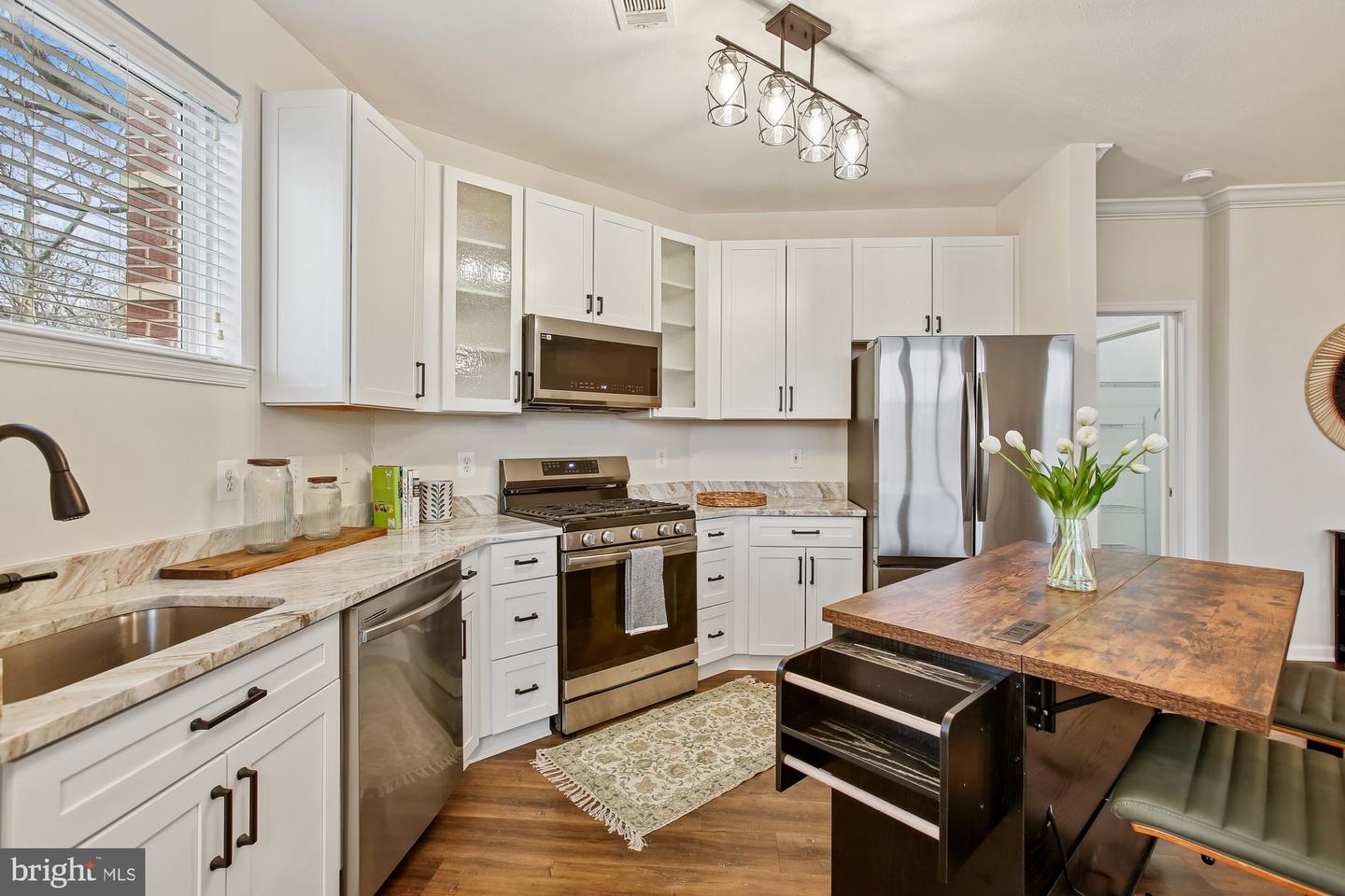 9490 VIRGINIA CENTER BLVD #130, VIENNA, Virginia 22181, 2 Bedrooms Bedrooms, ,2 BathroomsBathrooms,Residential,For sale,9490 VIRGINIA CENTER BLVD #130,VAFX2289354 MLS # VAFX2289354