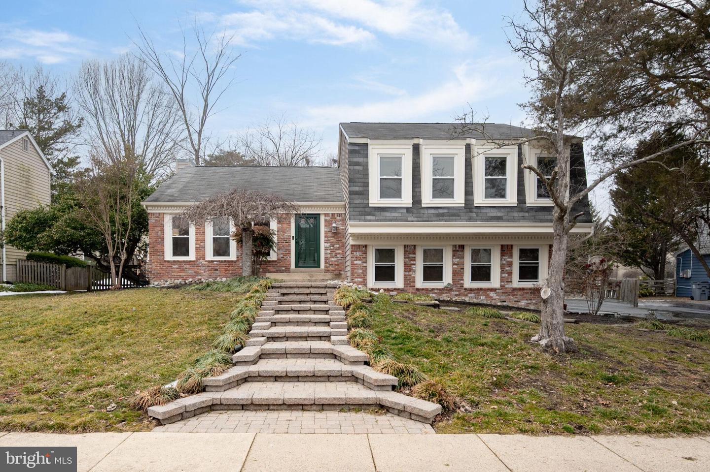 4346 SILAS HUTCHINSON DR, CHANTILLY, Virginia 20151, 4 Bedrooms Bedrooms, ,2 BathroomsBathrooms,Residential,For sale,4346 SILAS HUTCHINSON DR,VAFX2289386 MLS # VAFX2289386