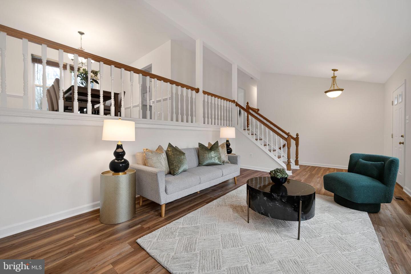 4346 SILAS HUTCHINSON DR, CHANTILLY, Virginia 20151, 4 Bedrooms Bedrooms, ,2 BathroomsBathrooms,Residential,For sale,4346 SILAS HUTCHINSON DR,VAFX2289386 MLS # VAFX2289386