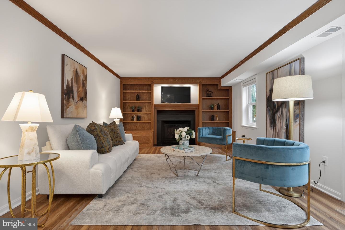 4346 SILAS HUTCHINSON DR, CHANTILLY, Virginia 20151, 4 Bedrooms Bedrooms, ,2 BathroomsBathrooms,Residential,For sale,4346 SILAS HUTCHINSON DR,VAFX2289386 MLS # VAFX2289386