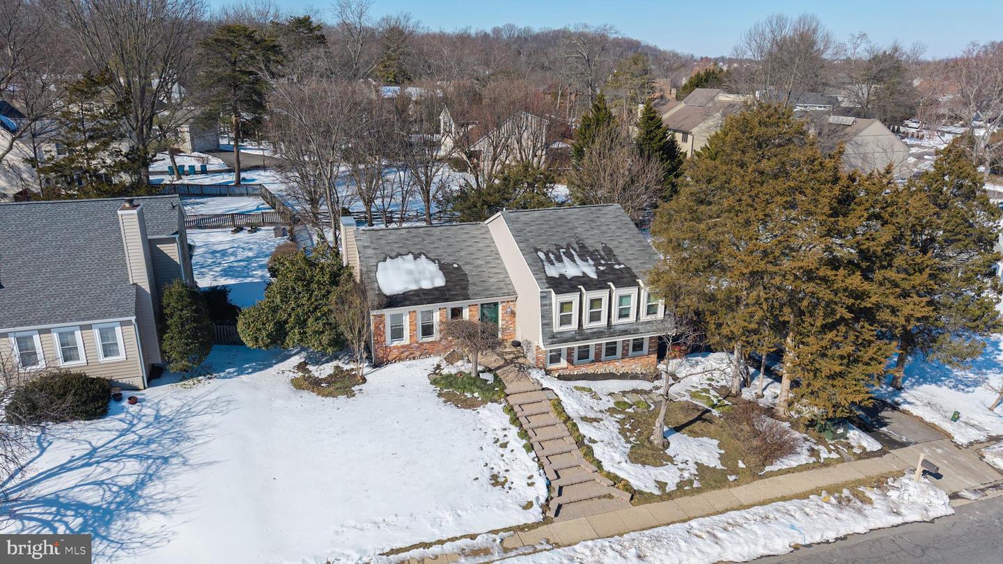 4346 SILAS HUTCHINSON DR, CHANTILLY, Virginia 20151, 4 Bedrooms Bedrooms, ,2 BathroomsBathrooms,Residential,For sale,4346 SILAS HUTCHINSON DR,VAFX2289386 MLS # VAFX2289386