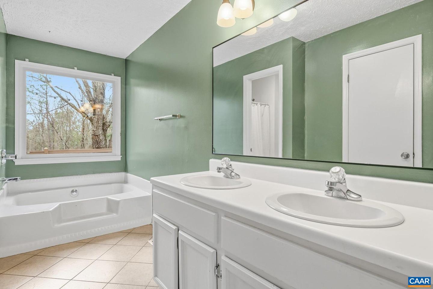 2325 MARTIN KINGS RD, SCOTTSVILLE, Virginia 24590, 3 Bedrooms Bedrooms, ,2 BathroomsBathrooms,Residential,For sale,2325 MARTIN KINGS RD,673103 MLS # 673103