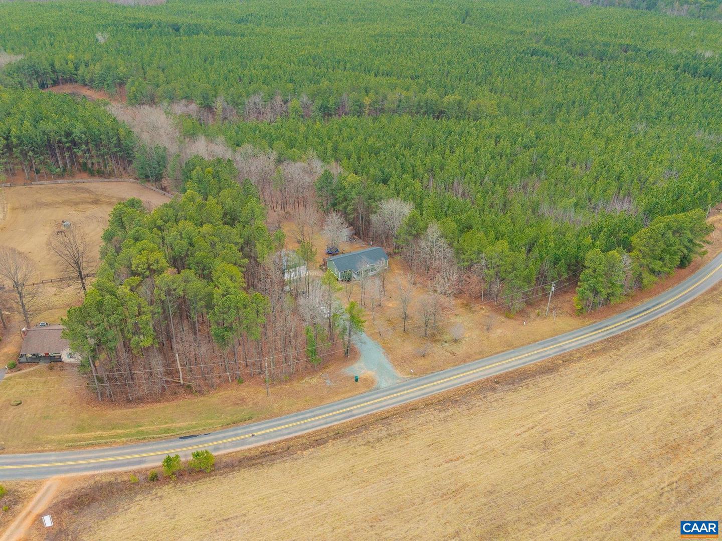 2325 MARTIN KINGS RD, SCOTTSVILLE, Virginia 24590, 3 Bedrooms Bedrooms, ,2 BathroomsBathrooms,Residential,For sale,2325 MARTIN KINGS RD,673103 MLS # 673103