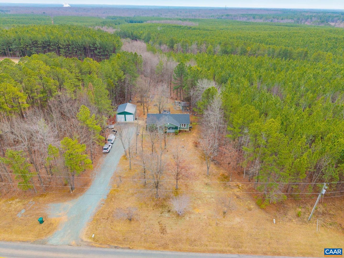 2325 MARTIN KINGS RD, SCOTTSVILLE, Virginia 24590, 3 Bedrooms Bedrooms, ,2 BathroomsBathrooms,Residential,For sale,2325 MARTIN KINGS RD,673103 MLS # 673103