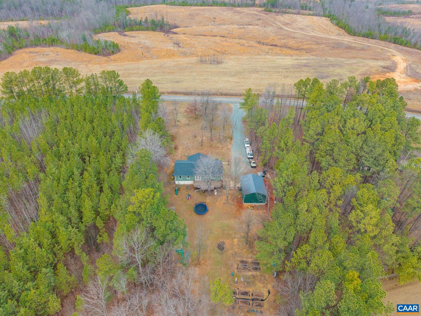 2325 MARTIN KINGS RD, SCOTTSVILLE, Virginia 24590, 3 Bedrooms Bedrooms, ,2 BathroomsBathrooms,Residential,For sale,2325 MARTIN KINGS RD,673103 MLS # 673103