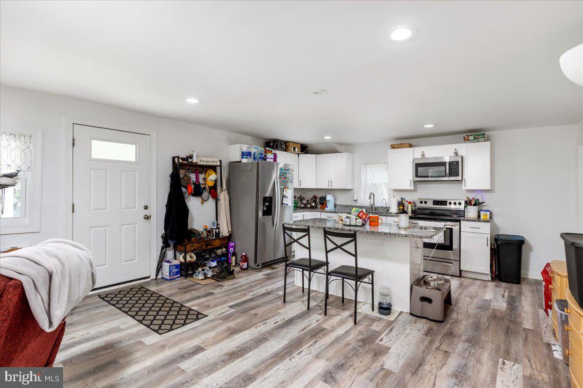 79 BENTONVILLE RD, BENTONVILLE, Virginia 22610, 3 Bedrooms Bedrooms, ,2 BathroomsBathrooms,Residential,For sale,79 BENTONVILLE RD,VAWR2013348 MLS # VAWR2013348