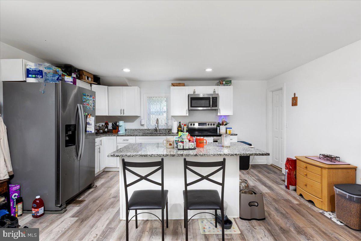 79 BENTONVILLE RD, BENTONVILLE, Virginia 22610, 3 Bedrooms Bedrooms, ,2 BathroomsBathrooms,Residential,For sale,79 BENTONVILLE RD,VAWR2013348 MLS # VAWR2013348