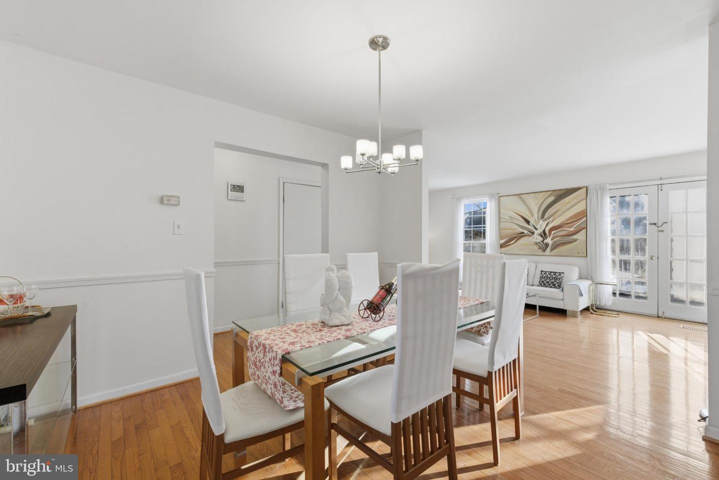 7227 EVANSTON RD, SPRINGFIELD, Virginia 22150, 3 Bedrooms Bedrooms, 7 Rooms Rooms,3 BathroomsBathrooms,Residential,For sale,7227 EVANSTON RD,VAFX2290296 MLS # VAFX2290296