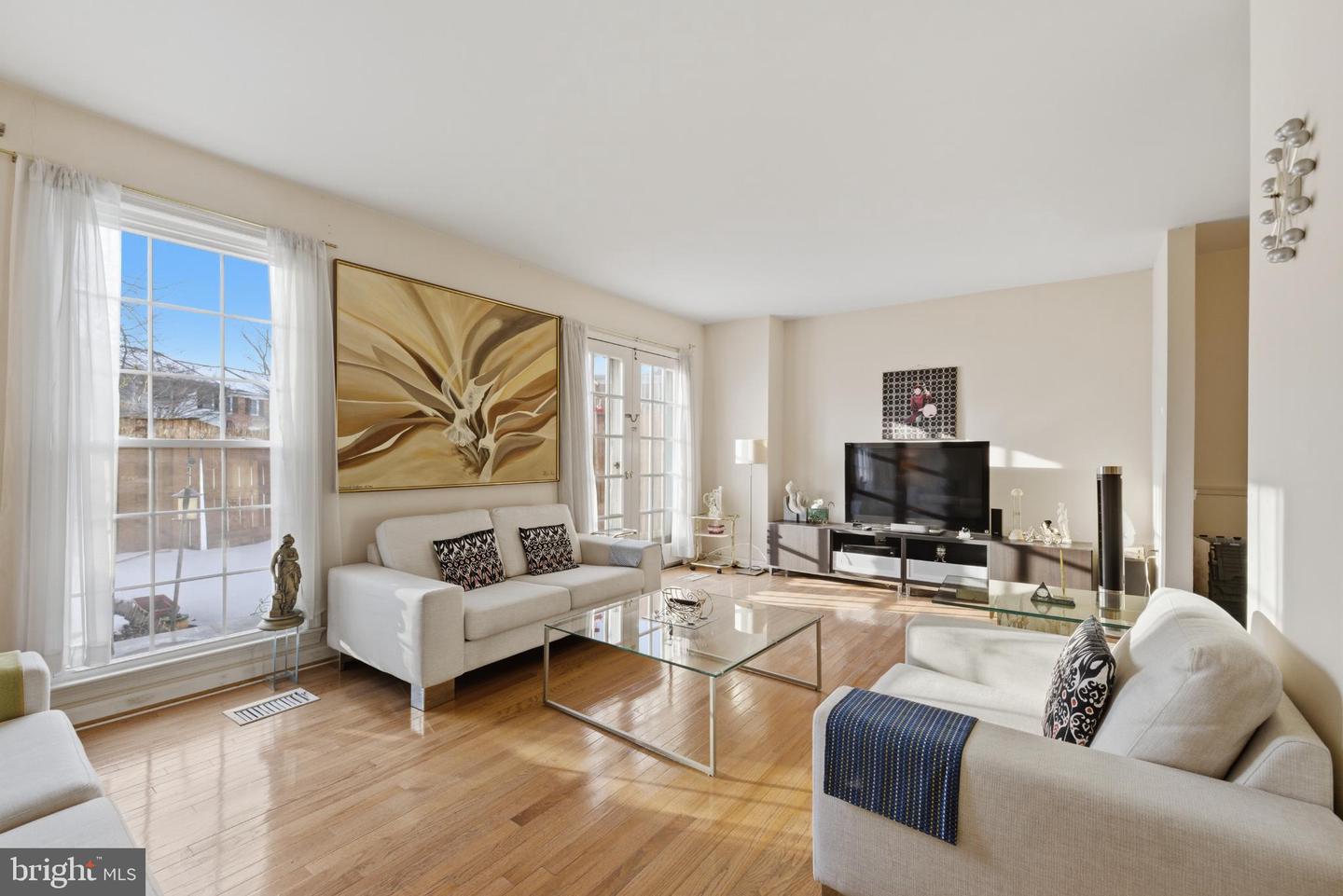 7227 EVANSTON RD, SPRINGFIELD, Virginia 22150, 3 Bedrooms Bedrooms, 7 Rooms Rooms,3 BathroomsBathrooms,Residential,For sale,7227 EVANSTON RD,VAFX2290296 MLS # VAFX2290296