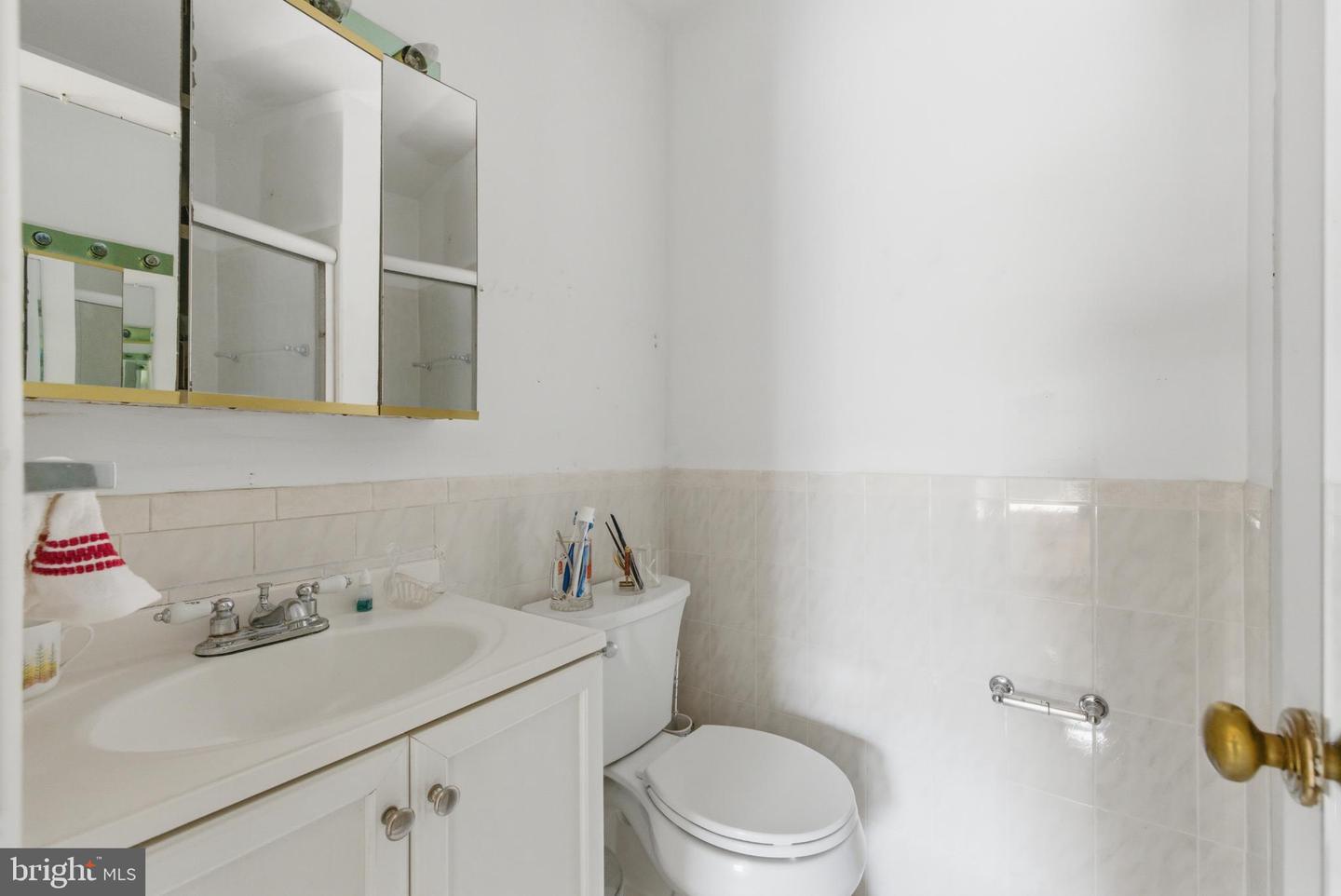 7227 EVANSTON RD, SPRINGFIELD, Virginia 22150, 3 Bedrooms Bedrooms, 7 Rooms Rooms,3 BathroomsBathrooms,Residential,For sale,7227 EVANSTON RD,VAFX2290296 MLS # VAFX2290296