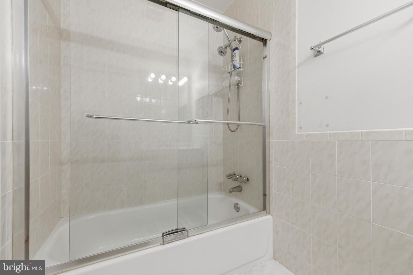 7227 EVANSTON RD, SPRINGFIELD, Virginia 22150, 3 Bedrooms Bedrooms, 7 Rooms Rooms,3 BathroomsBathrooms,Residential,For sale,7227 EVANSTON RD,VAFX2290296 MLS # VAFX2290296