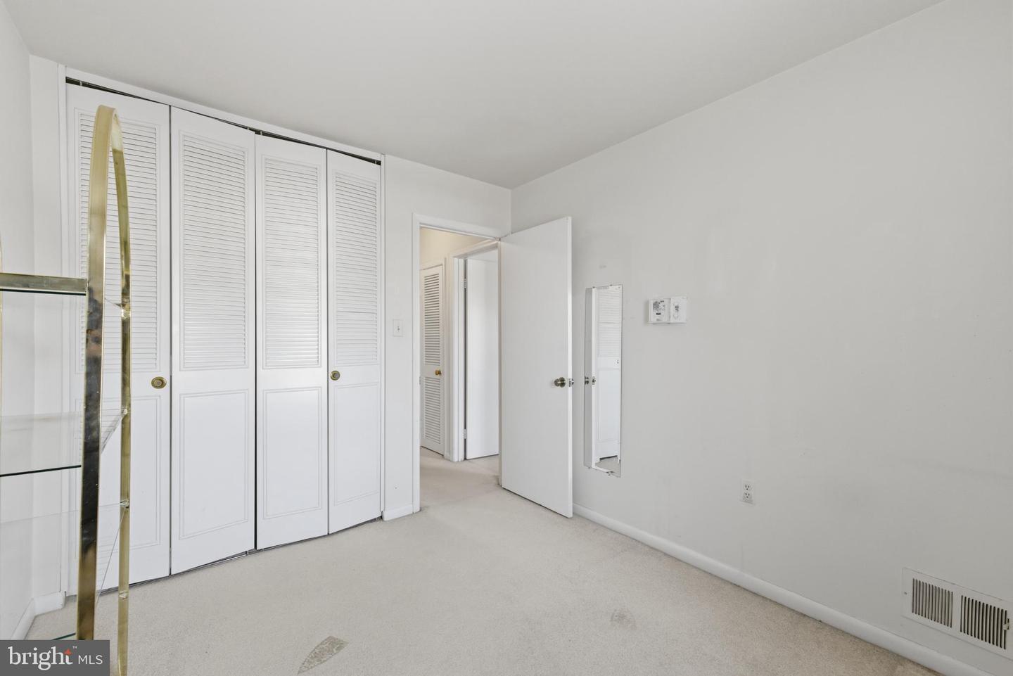 7227 EVANSTON RD, SPRINGFIELD, Virginia 22150, 3 Bedrooms Bedrooms, 7 Rooms Rooms,3 BathroomsBathrooms,Residential,For sale,7227 EVANSTON RD,VAFX2290296 MLS # VAFX2290296