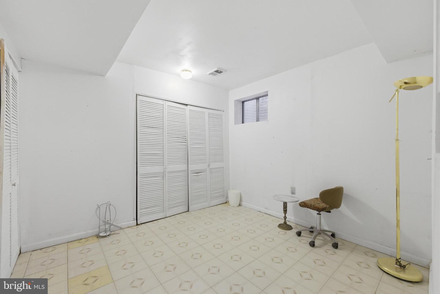 7227 EVANSTON RD, SPRINGFIELD, Virginia 22150, 3 Bedrooms Bedrooms, 7 Rooms Rooms,3 BathroomsBathrooms,Residential,For sale,7227 EVANSTON RD,VAFX2290296 MLS # VAFX2290296