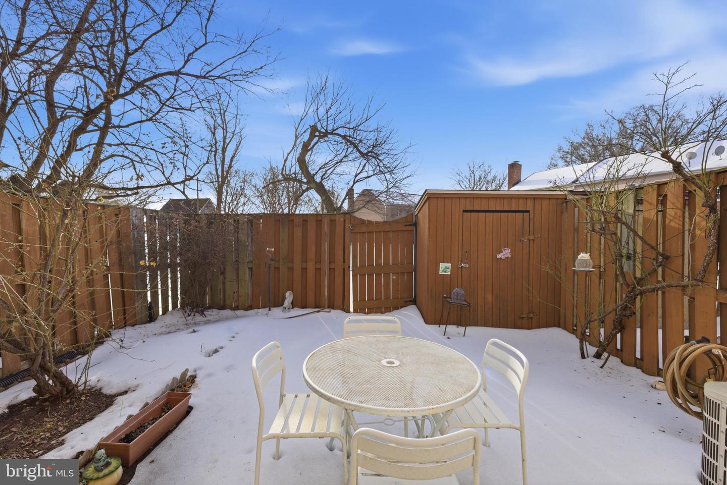 7227 EVANSTON RD, SPRINGFIELD, Virginia 22150, 3 Bedrooms Bedrooms, 7 Rooms Rooms,3 BathroomsBathrooms,Residential,For sale,7227 EVANSTON RD,VAFX2290296 MLS # VAFX2290296