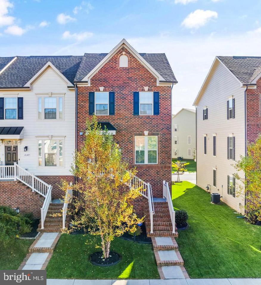 18091 RED CEDAR RD, DUMFRIES, Virginia 22026, 4 Bedrooms Bedrooms, ,3 BathroomsBathrooms,Residential,For sale,18091 RED CEDAR RD,VAPW2112258 MLS # VAPW2112258