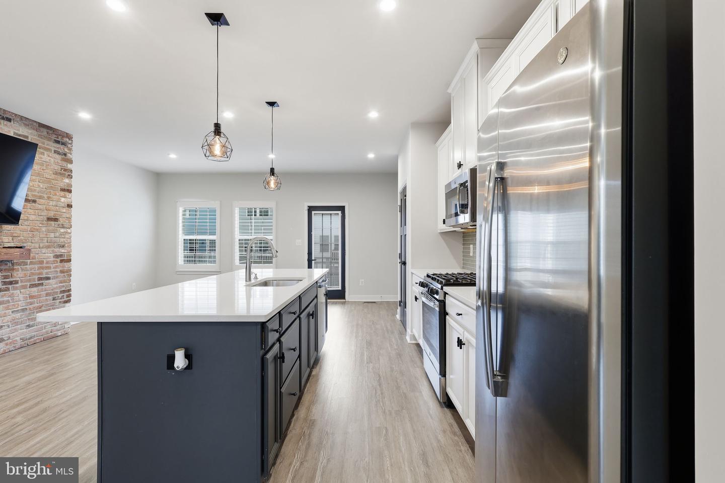 18091 RED CEDAR RD, DUMFRIES, Virginia 22026, 4 Bedrooms Bedrooms, ,3 BathroomsBathrooms,Residential,For sale,18091 RED CEDAR RD,VAPW2112258 MLS # VAPW2112258