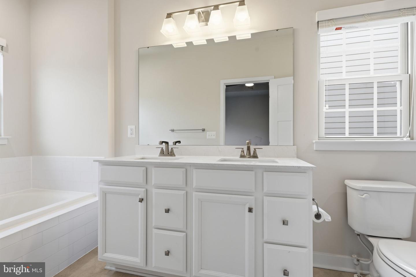 18091 RED CEDAR RD, DUMFRIES, Virginia 22026, 4 Bedrooms Bedrooms, ,3 BathroomsBathrooms,Residential,For sale,18091 RED CEDAR RD,VAPW2112258 MLS # VAPW2112258