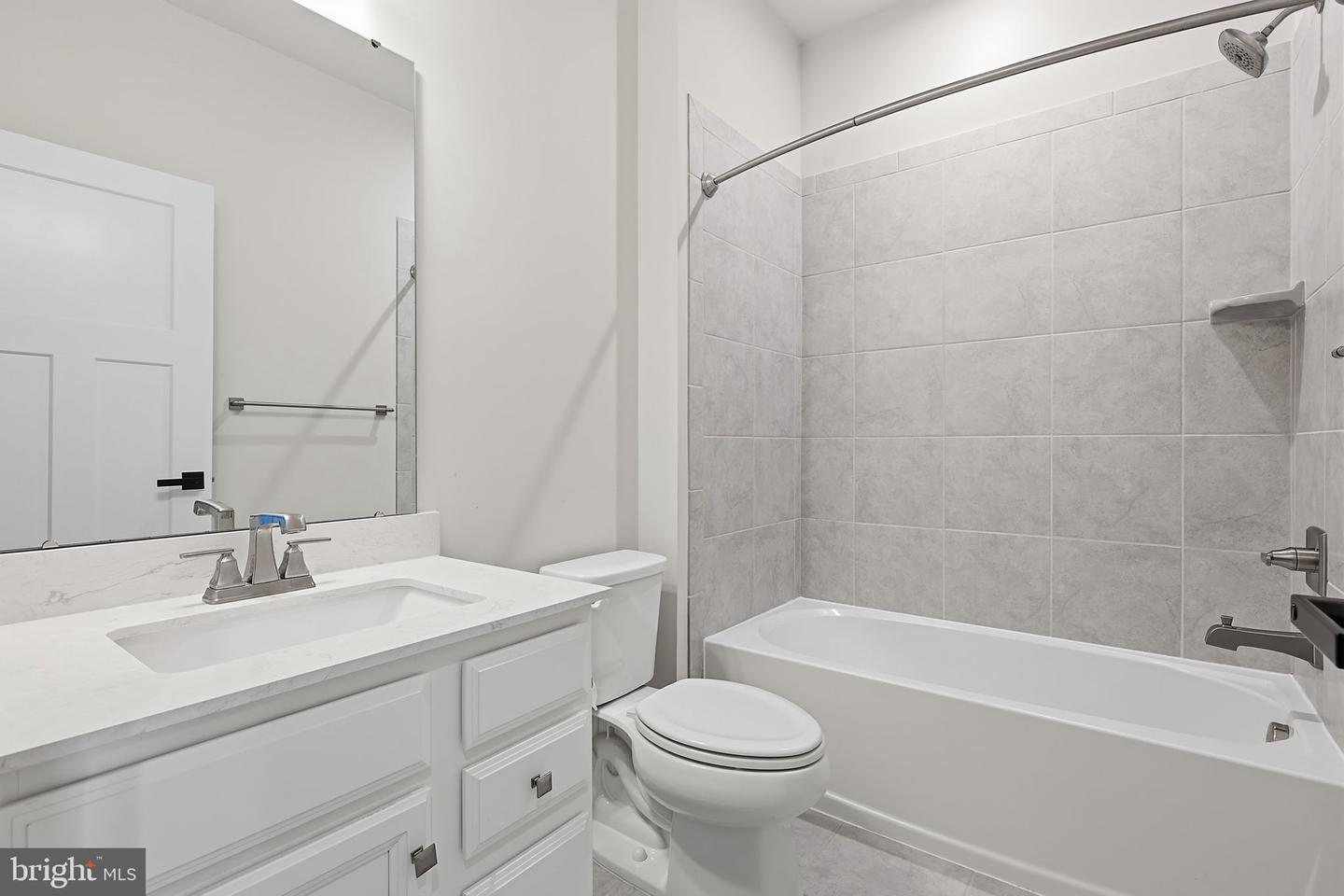 18091 RED CEDAR RD, DUMFRIES, Virginia 22026, 4 Bedrooms Bedrooms, ,3 BathroomsBathrooms,Residential,For sale,18091 RED CEDAR RD,VAPW2112258 MLS # VAPW2112258