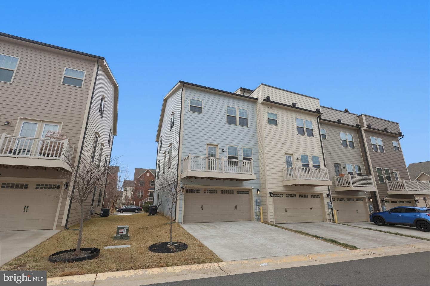 18091 RED CEDAR RD, DUMFRIES, Virginia 22026, 4 Bedrooms Bedrooms, ,3 BathroomsBathrooms,Residential,For sale,18091 RED CEDAR RD,VAPW2112258 MLS # VAPW2112258