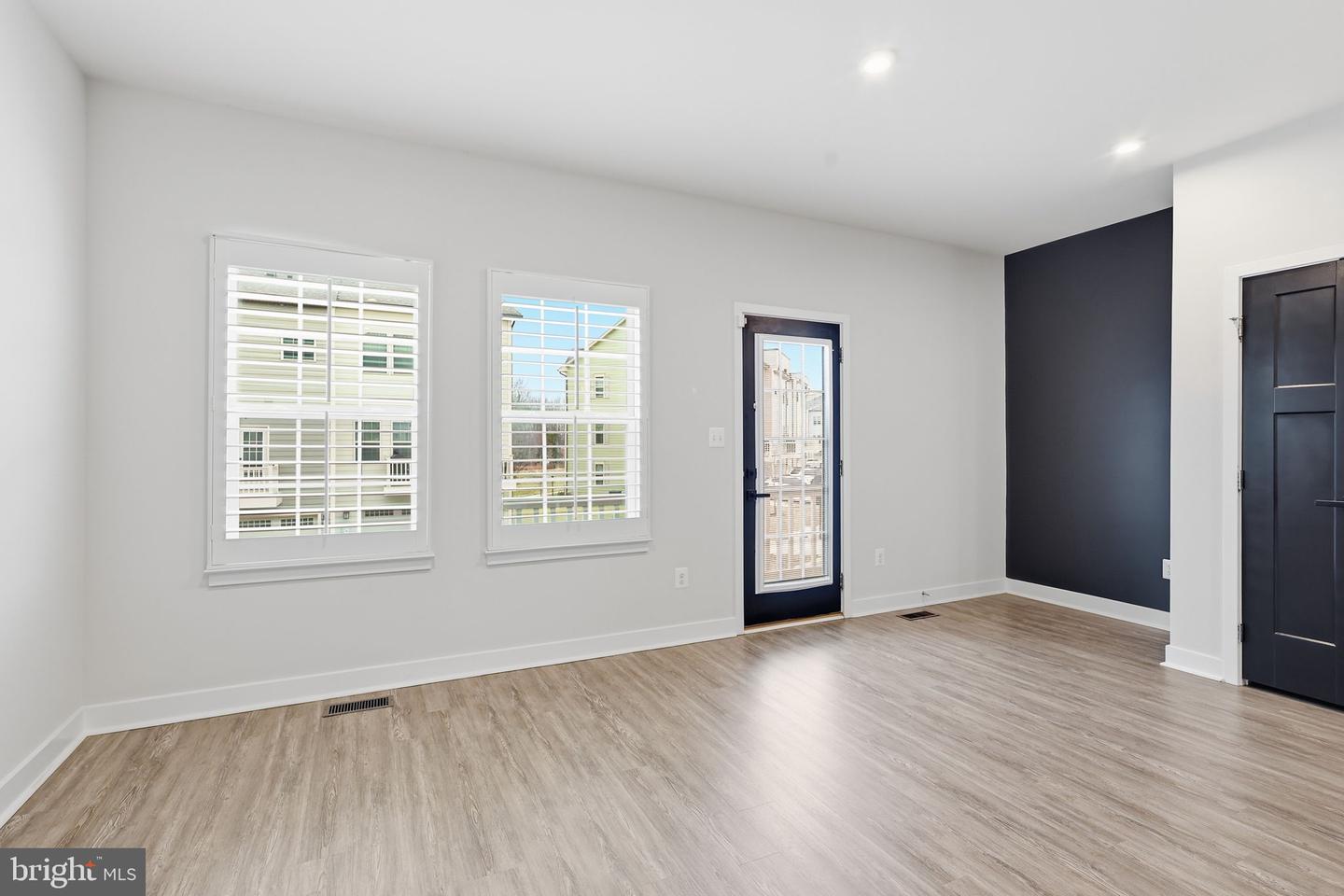 18091 RED CEDAR RD, DUMFRIES, Virginia 22026, 4 Bedrooms Bedrooms, ,3 BathroomsBathrooms,Residential,For sale,18091 RED CEDAR RD,VAPW2112258 MLS # VAPW2112258