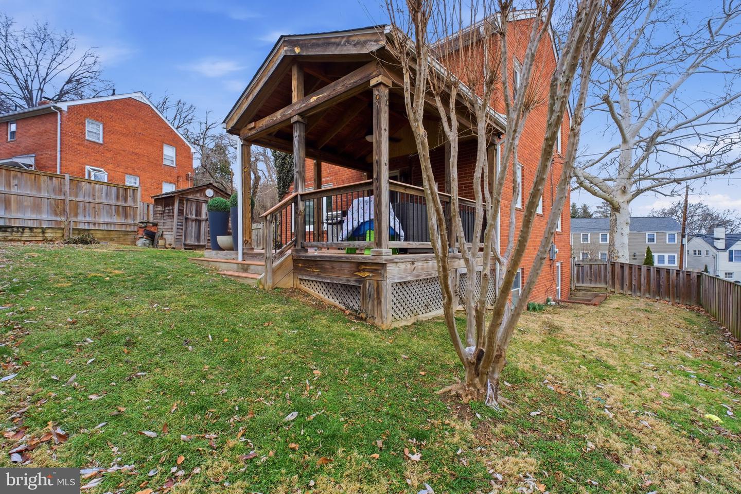 6060 N 9TH ST N, ARLINGTON, Virginia 22205, 3 Bedrooms Bedrooms, 9 Rooms Rooms,1 BathroomBathrooms,Residential,For sale,6060 N 9TH ST N,VAAR2068854 MLS # VAAR2068854