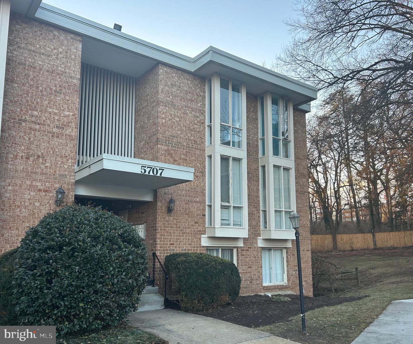 5707 INDIAN CT #B1, ALEXANDRIA, Virginia 22303, 2 Bedrooms Bedrooms, ,1 BathroomBathrooms,Residential,For sale,5707 INDIAN CT #B1,VAFX2291064 MLS # VAFX2291064