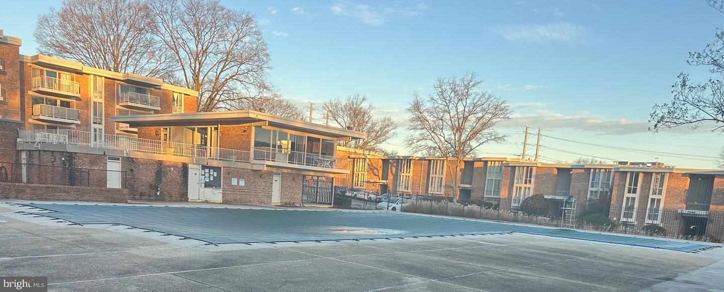 5707 INDIAN CT #B1, ALEXANDRIA, Virginia 22303, 2 Bedrooms Bedrooms, ,1 BathroomBathrooms,Residential,For sale,5707 INDIAN CT #B1,VAFX2291064 MLS # VAFX2291064