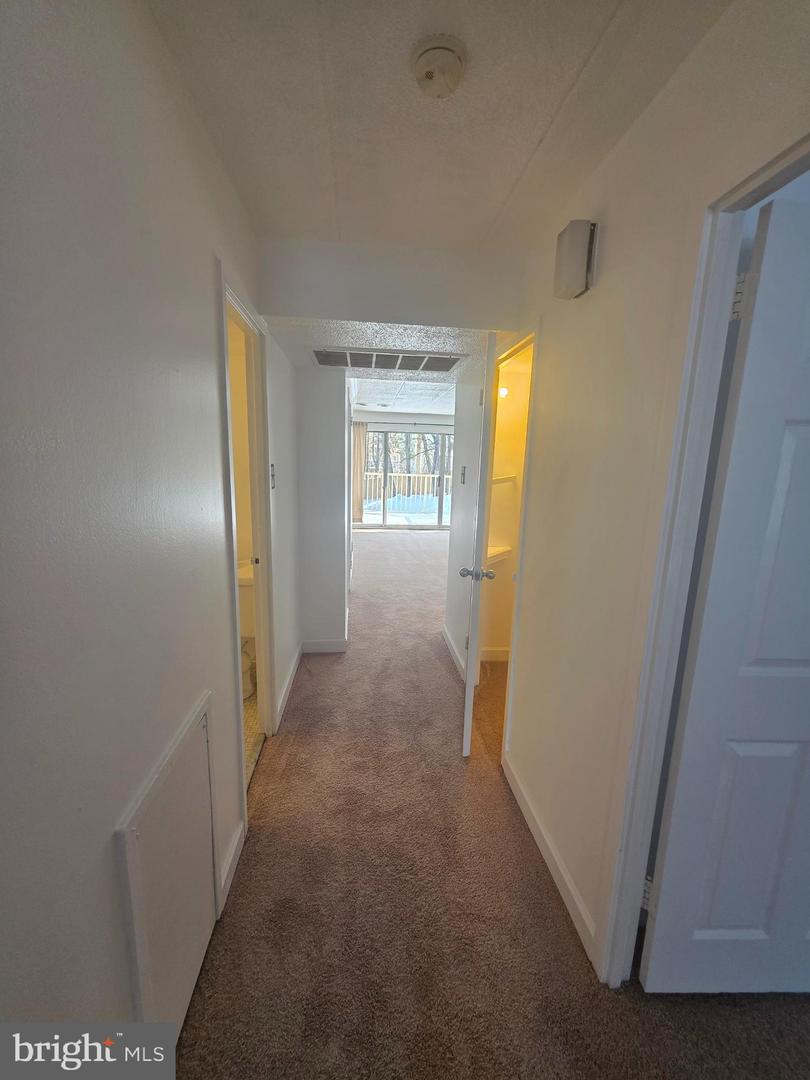 5707 INDIAN CT #B1, ALEXANDRIA, Virginia 22303, 2 Bedrooms Bedrooms, ,1 BathroomBathrooms,Residential,For sale,5707 INDIAN CT #B1,VAFX2291064 MLS # VAFX2291064