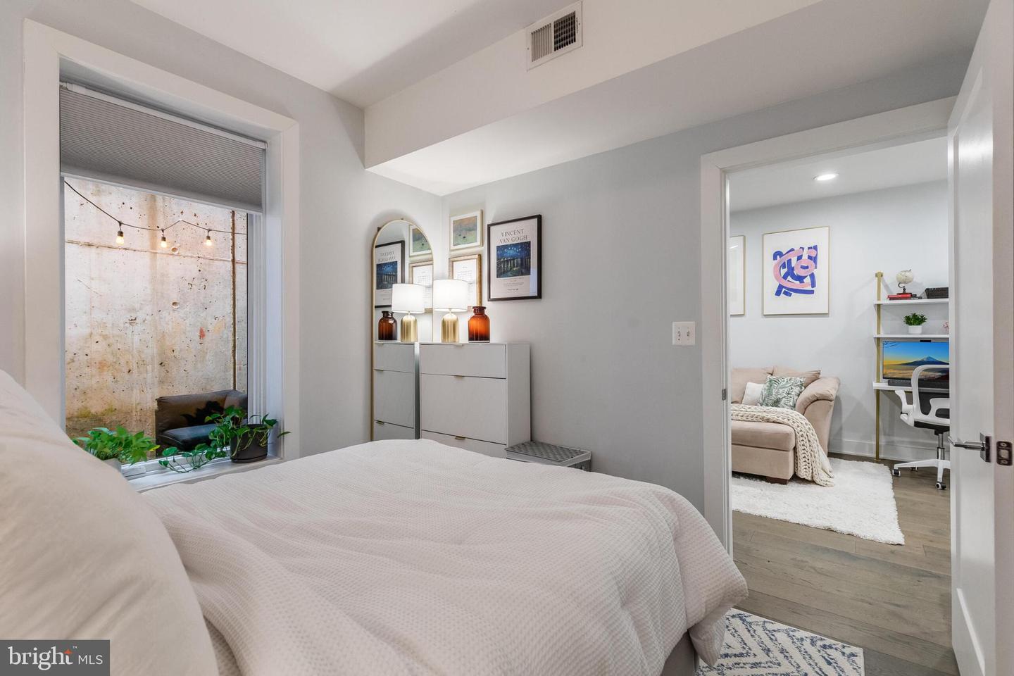 1412 CHAPIN ST NW #5, WASHINGTON, District Of Columbia 20009, 1 Bedroom Bedrooms, 5 Rooms Rooms,1 BathroomBathrooms,Residential,For sale,1412 CHAPIN ST NW #5,DCDC2246302 MLS # DCDC2246302