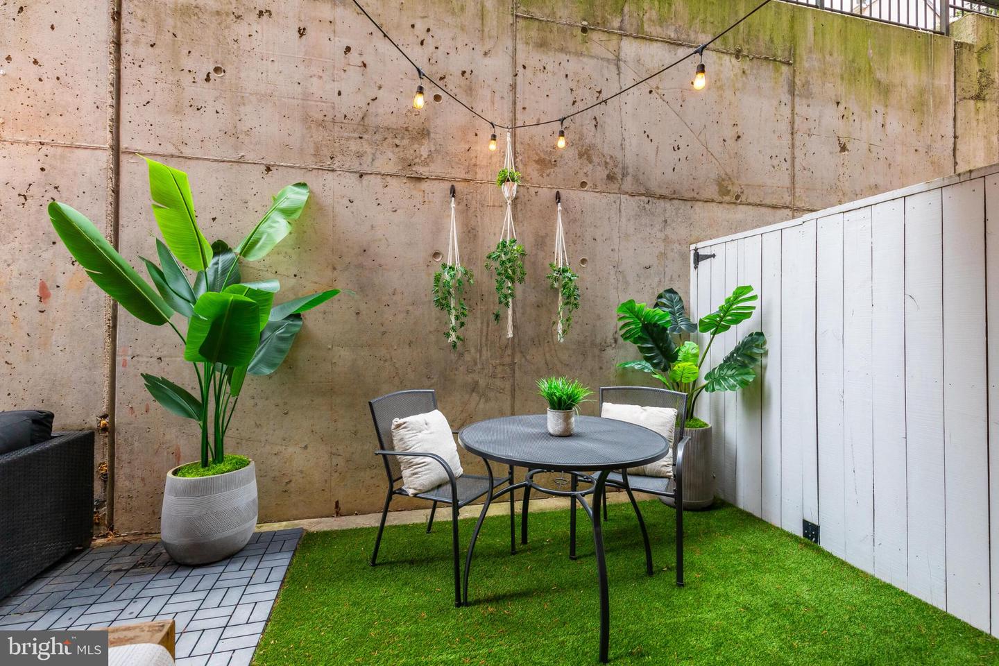 1412 CHAPIN ST NW #5, WASHINGTON, District Of Columbia 20009, 1 Bedroom Bedrooms, 5 Rooms Rooms,1 BathroomBathrooms,Residential,For sale,1412 CHAPIN ST NW #5,DCDC2246302 MLS # DCDC2246302