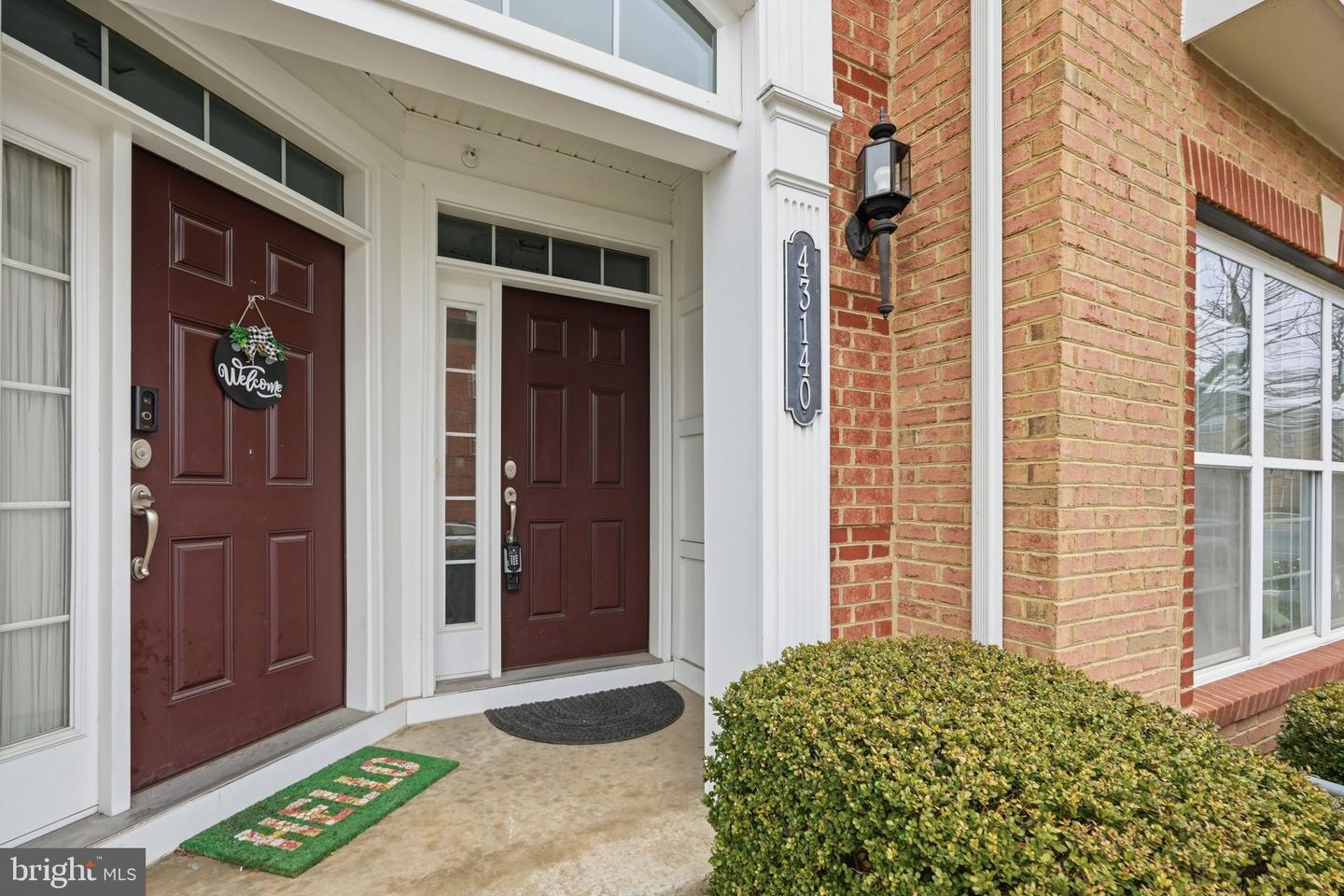 43140 THOROUGHFARE GAP TER, ASHBURN, Virginia 20148, 3 Bedrooms Bedrooms, ,2 BathroomsBathrooms,Residential,For sale,43140 THOROUGHFARE GAP TER,VALO2115956 MLS # VALO2115956