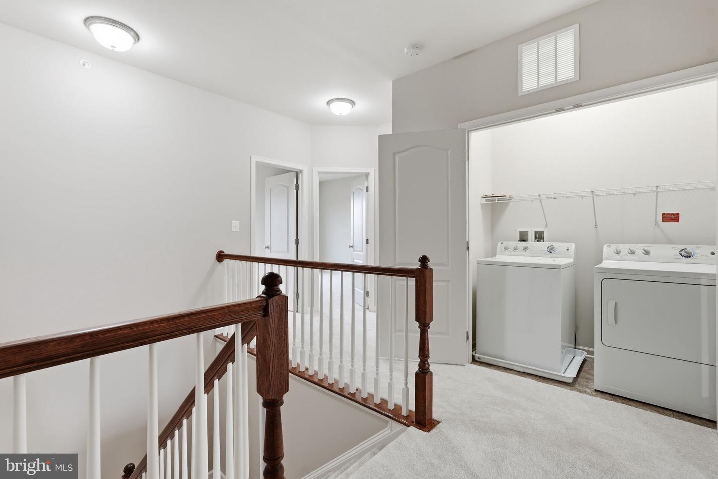 43140 THOROUGHFARE GAP TER, ASHBURN, Virginia 20148, 3 Bedrooms Bedrooms, ,2 BathroomsBathrooms,Residential,For sale,43140 THOROUGHFARE GAP TER,VALO2115956 MLS # VALO2115956