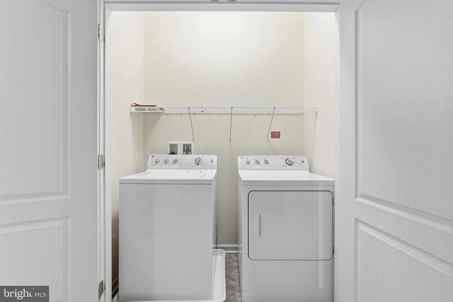 43140 THOROUGHFARE GAP TER, ASHBURN, Virginia 20148, 3 Bedrooms Bedrooms, ,2 BathroomsBathrooms,Residential,For sale,43140 THOROUGHFARE GAP TER,VALO2115956 MLS # VALO2115956