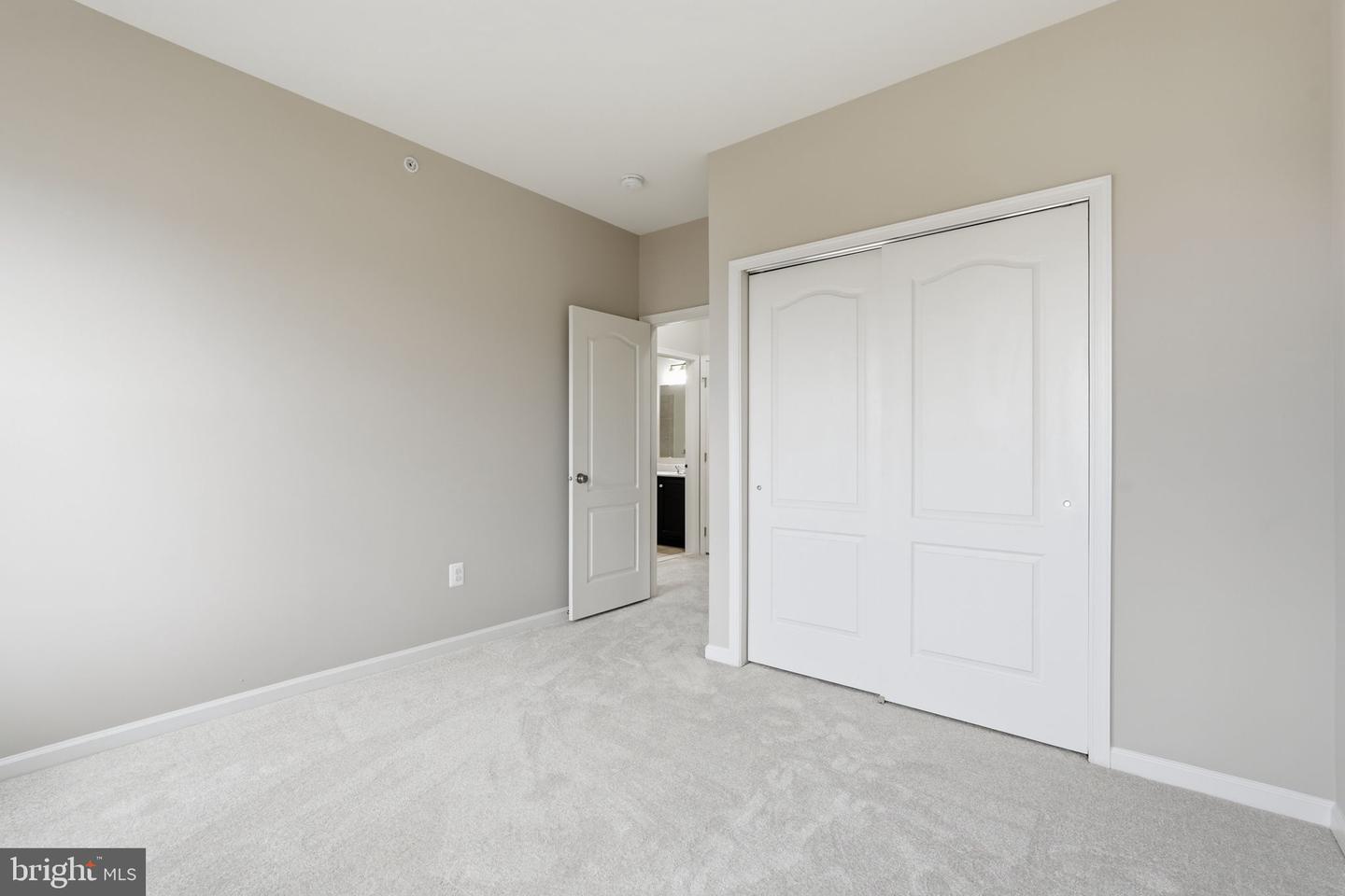 43140 THOROUGHFARE GAP TER, ASHBURN, Virginia 20148, 3 Bedrooms Bedrooms, ,2 BathroomsBathrooms,Residential,For sale,43140 THOROUGHFARE GAP TER,VALO2115956 MLS # VALO2115956