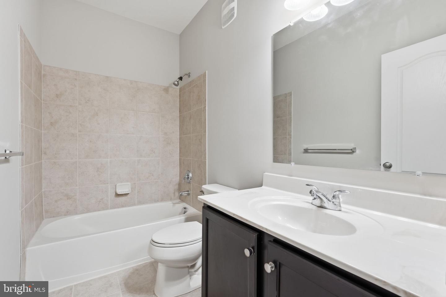 43140 THOROUGHFARE GAP TER, ASHBURN, Virginia 20148, 3 Bedrooms Bedrooms, ,2 BathroomsBathrooms,Residential,For sale,43140 THOROUGHFARE GAP TER,VALO2115956 MLS # VALO2115956