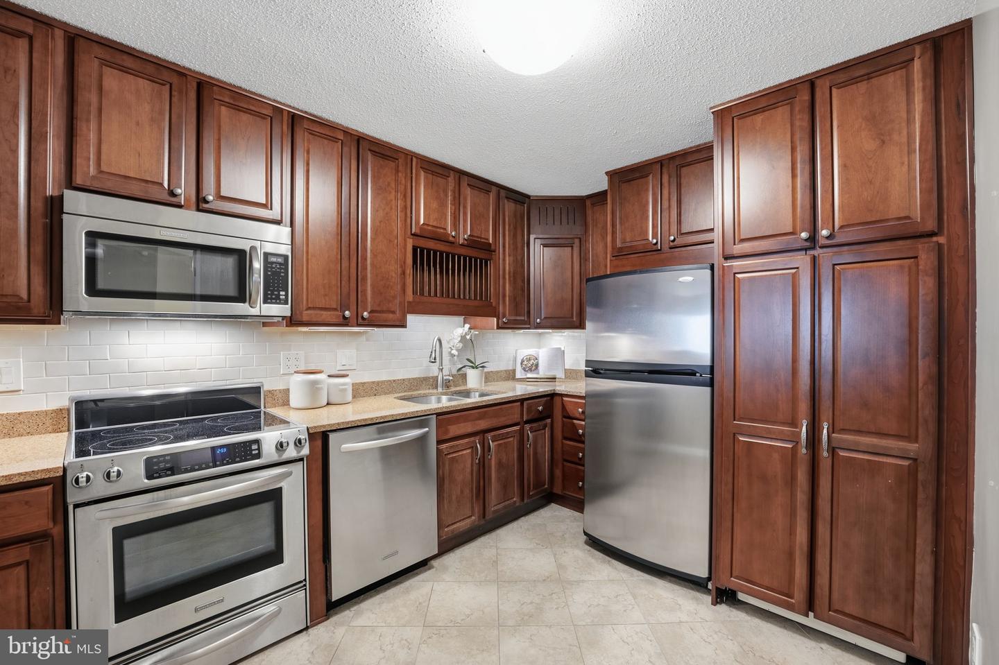 1600 N OAK ST #1525, ARLINGTON, Virginia 22209, 2 Bedrooms Bedrooms, ,2 BathroomsBathrooms,Residential,For sale,1600 N OAK ST #1525,VAAR2068934 MLS # VAAR2068934