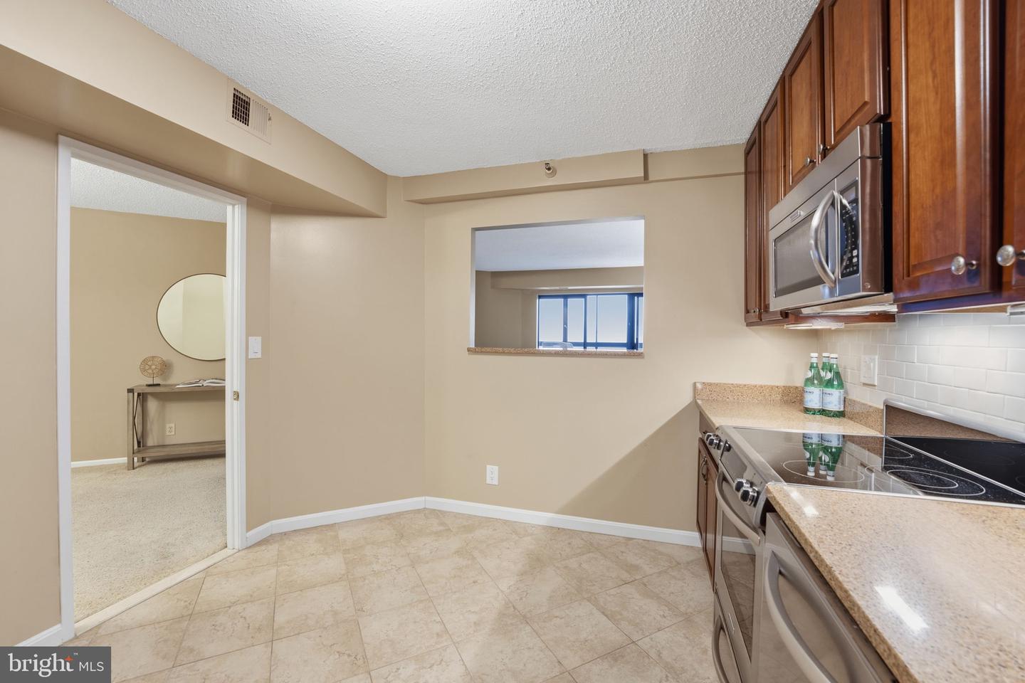 1600 N OAK ST #1525, ARLINGTON, Virginia 22209, 2 Bedrooms Bedrooms, ,2 BathroomsBathrooms,Residential,For sale,1600 N OAK ST #1525,VAAR2068934 MLS # VAAR2068934