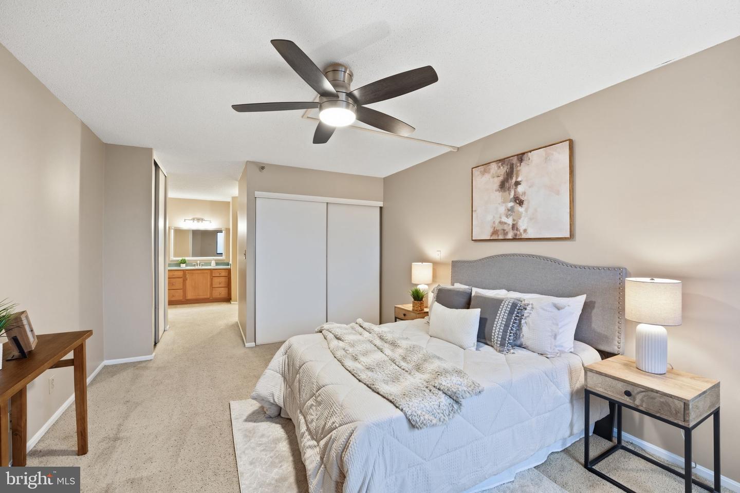 1600 N OAK ST #1525, ARLINGTON, Virginia 22209, 2 Bedrooms Bedrooms, ,2 BathroomsBathrooms,Residential,For sale,1600 N OAK ST #1525,VAAR2068934 MLS # VAAR2068934