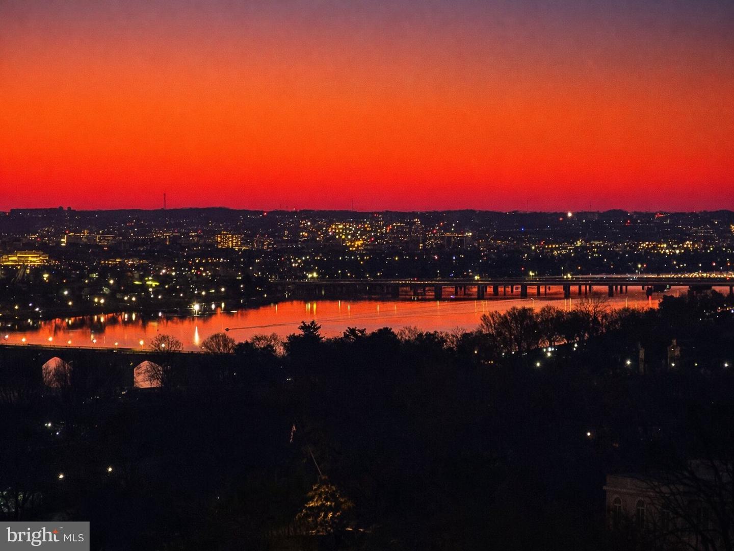 1600 N OAK ST #1525, ARLINGTON, Virginia 22209, 2 Bedrooms Bedrooms, ,2 BathroomsBathrooms,Residential,For sale,1600 N OAK ST #1525,VAAR2068934 MLS # VAAR2068934