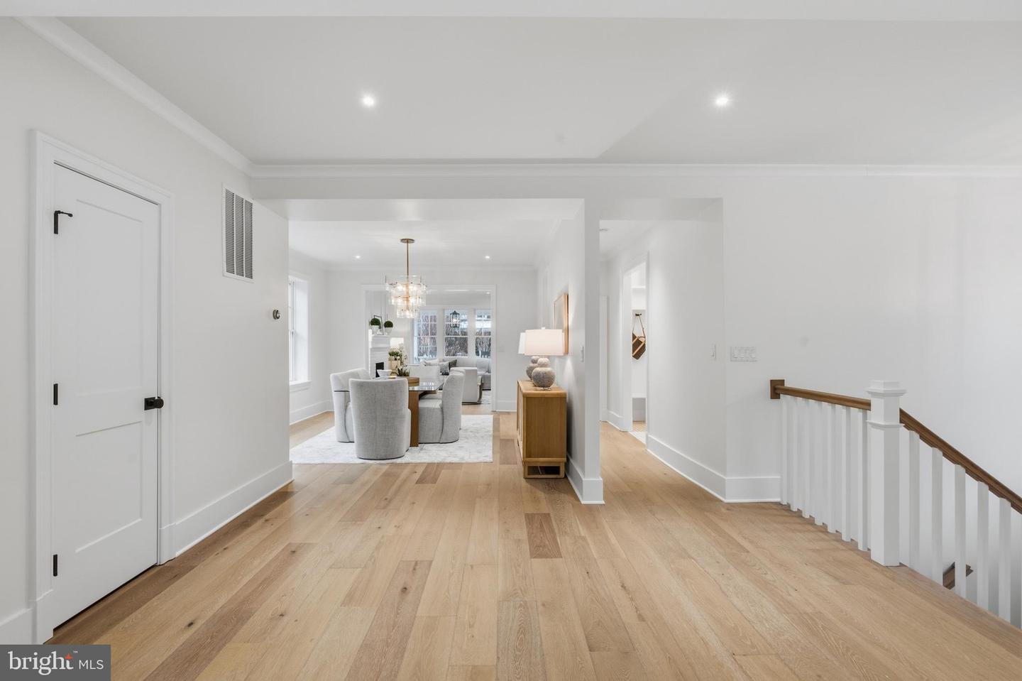 11 CEDAR ST, ALEXANDRIA, Virginia 22301, 5 Bedrooms Bedrooms, ,5 BathroomsBathrooms,Residential,For sale,11 CEDAR ST,VAAX2054224 MLS # VAAX2054224