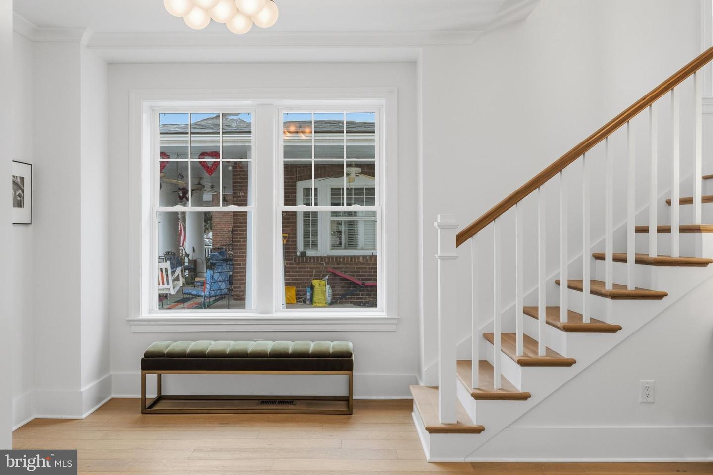 11 CEDAR ST, ALEXANDRIA, Virginia 22301, 5 Bedrooms Bedrooms, ,5 BathroomsBathrooms,Residential,For sale,11 CEDAR ST,VAAX2054224 MLS # VAAX2054224