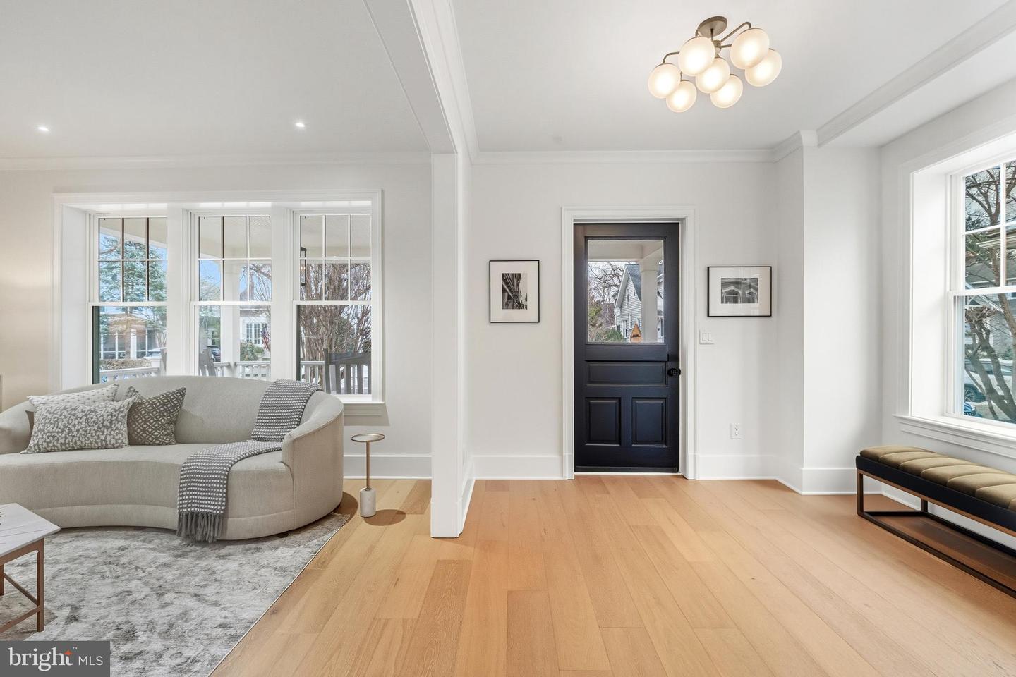 11 CEDAR ST, ALEXANDRIA, Virginia 22301, 5 Bedrooms Bedrooms, ,5 BathroomsBathrooms,Residential,For sale,11 CEDAR ST,VAAX2054224 MLS # VAAX2054224