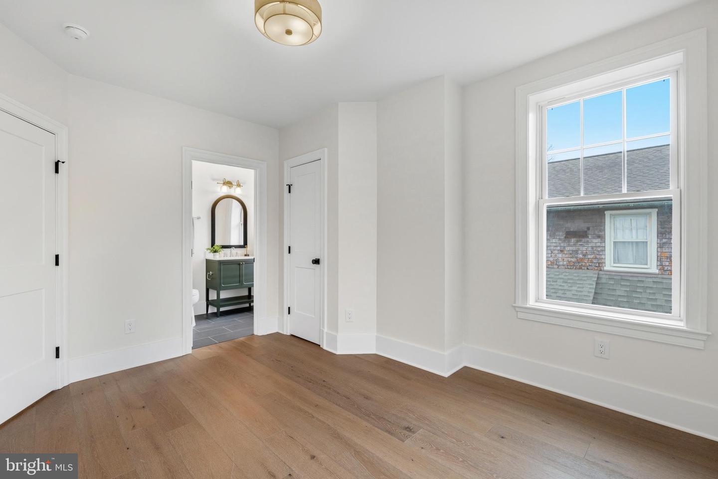 11 CEDAR ST, ALEXANDRIA, Virginia 22301, 5 Bedrooms Bedrooms, ,5 BathroomsBathrooms,Residential,For sale,11 CEDAR ST,VAAX2054224 MLS # VAAX2054224