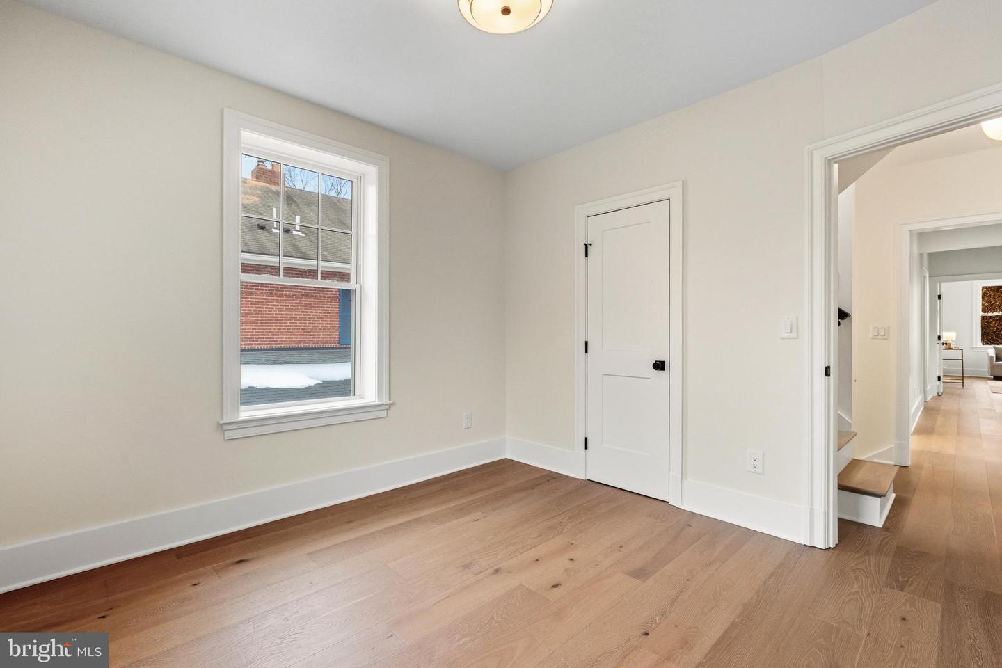 11 CEDAR ST, ALEXANDRIA, Virginia 22301, 5 Bedrooms Bedrooms, ,5 BathroomsBathrooms,Residential,For sale,11 CEDAR ST,VAAX2054224 MLS # VAAX2054224