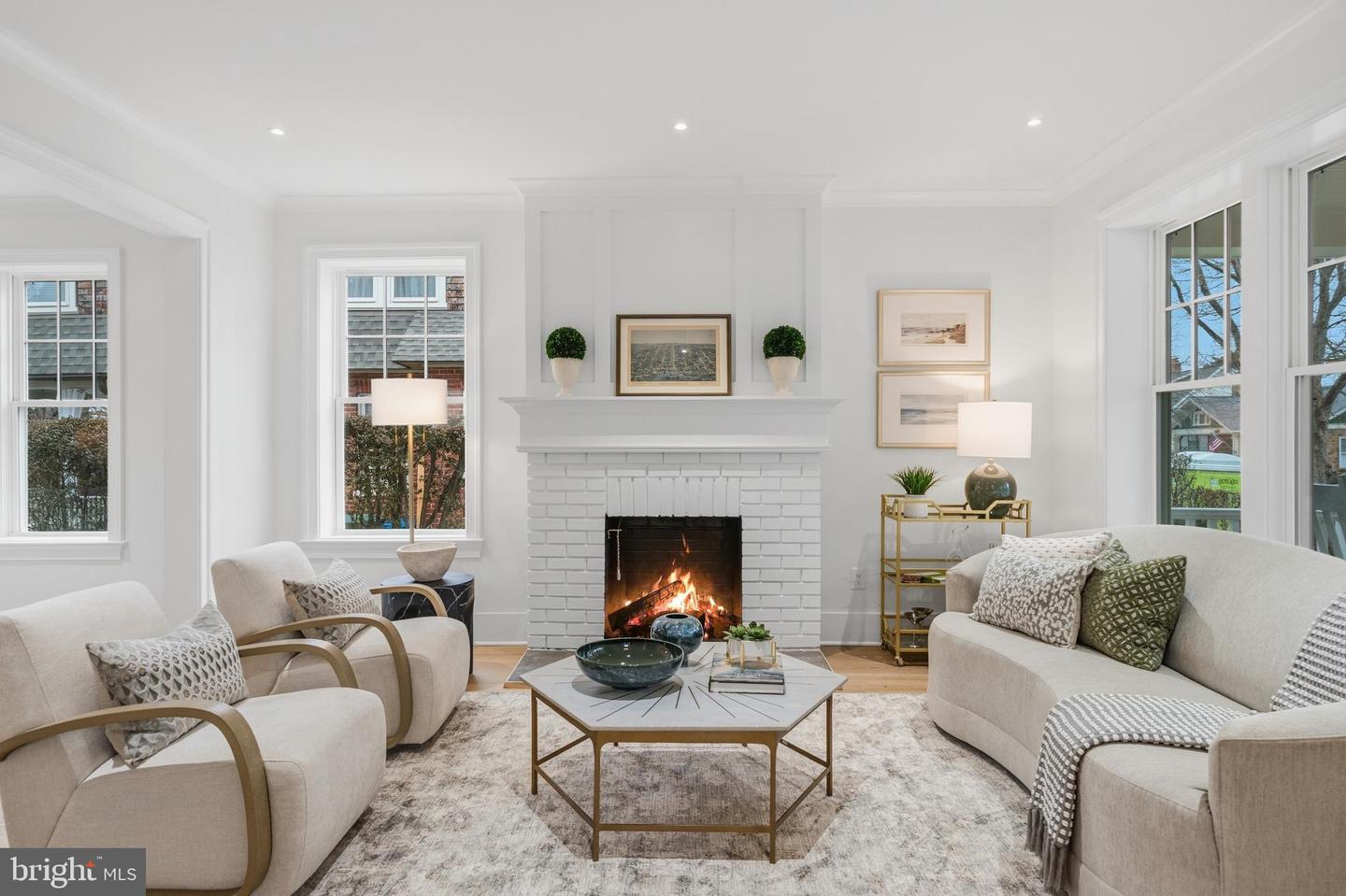 11 CEDAR ST, ALEXANDRIA, Virginia 22301, 5 Bedrooms Bedrooms, ,5 BathroomsBathrooms,Residential,For sale,11 CEDAR ST,VAAX2054224 MLS # VAAX2054224