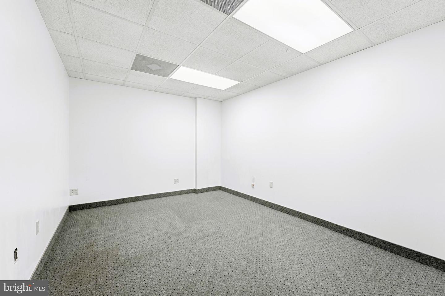 14004-N, O, P WILLARD RD #13, 14, CHANTILLY, Virginia 20151, ,Land,For sale,14004-N,O,P WILLARD RD #13,14,VAFX2291704 MLS # VAFX2291704