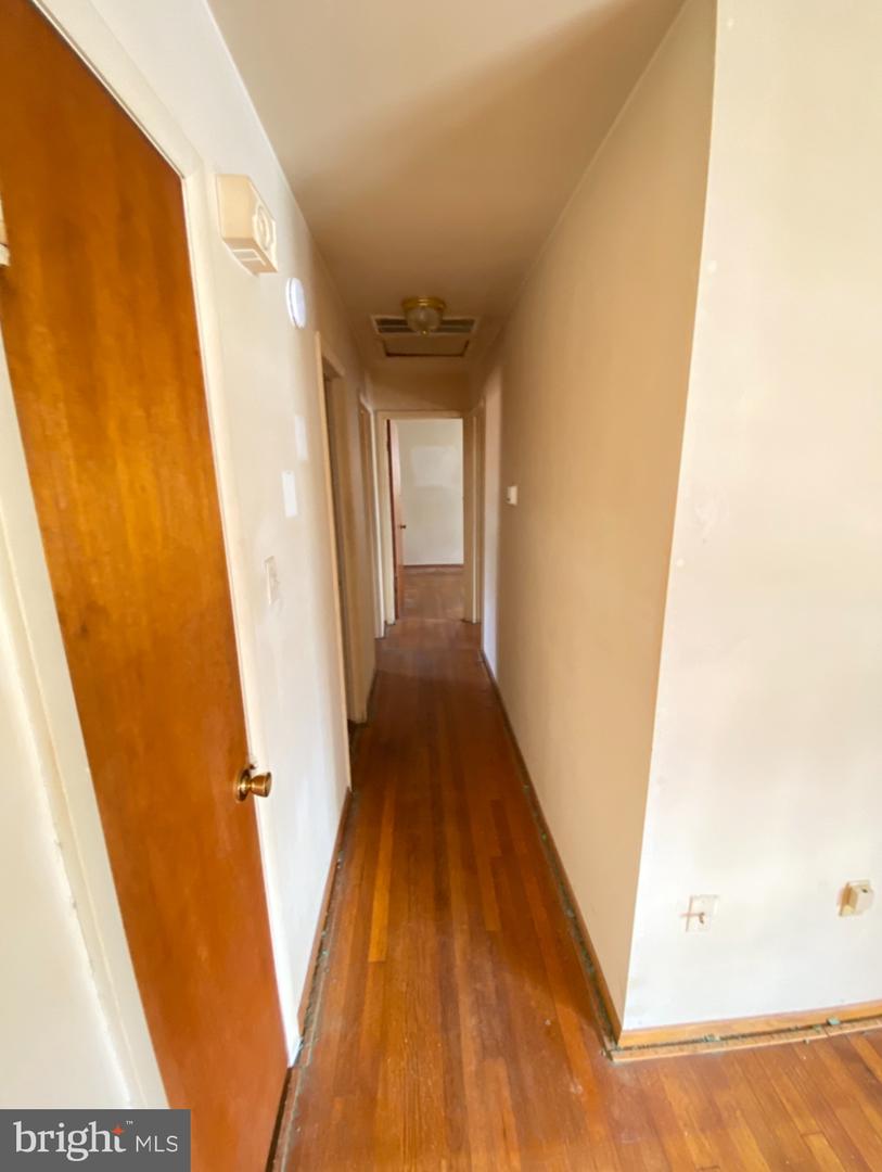 4520 EDINBURG DR, WOODBRIDGE, Virginia 22193, 3 Bedrooms Bedrooms, ,1 BathroomBathrooms,Residential,For sale,4520 EDINBURG DR,VAPW2112560 MLS # VAPW2112560